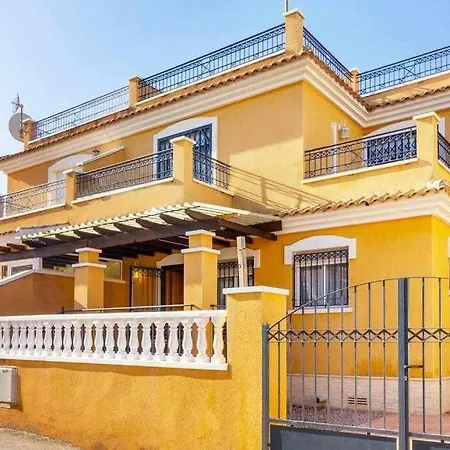 Adosado Pink Velvet Apartamento Torrevieja